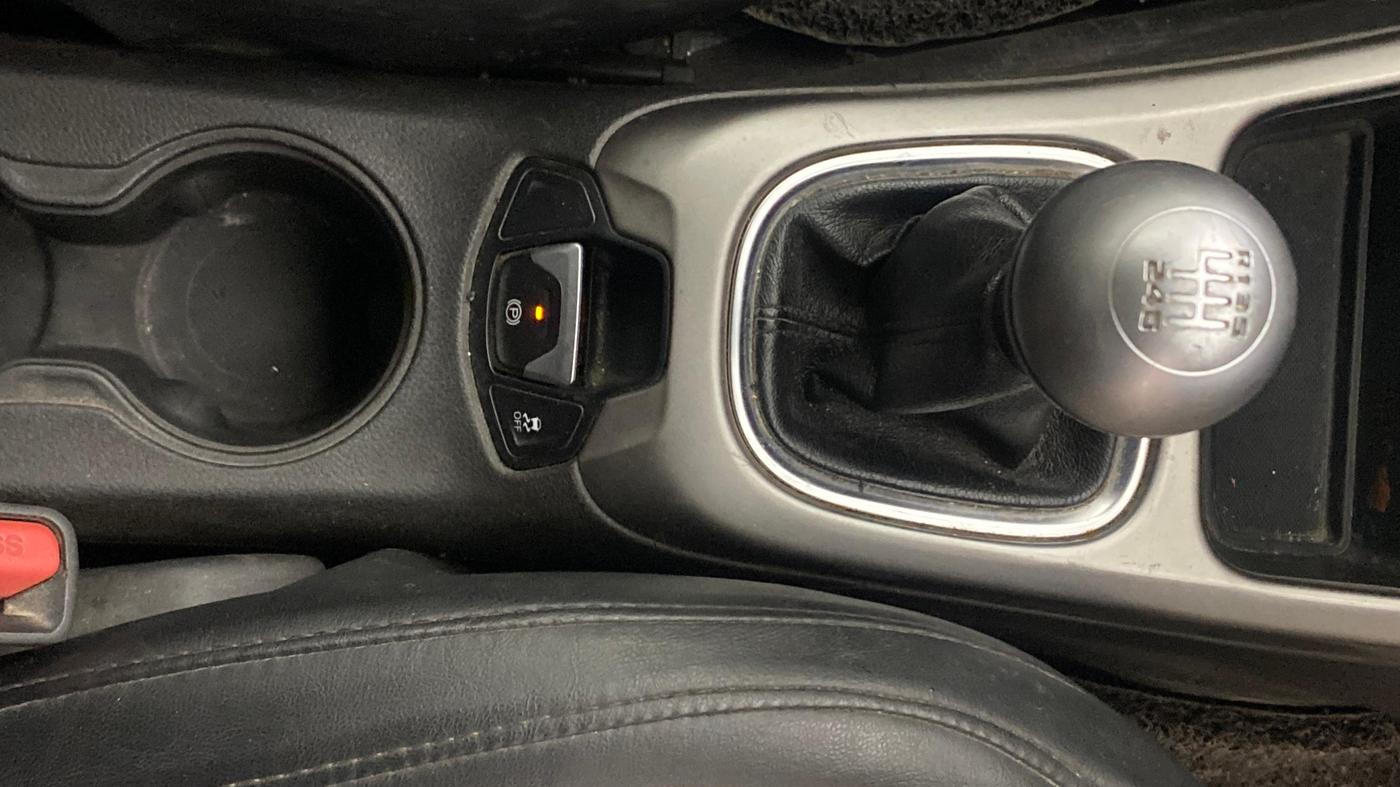 2018 Jeep Compass SPORT 2.0 DIESEL, Diesel, Manual, 85,191 km, Gear Lever