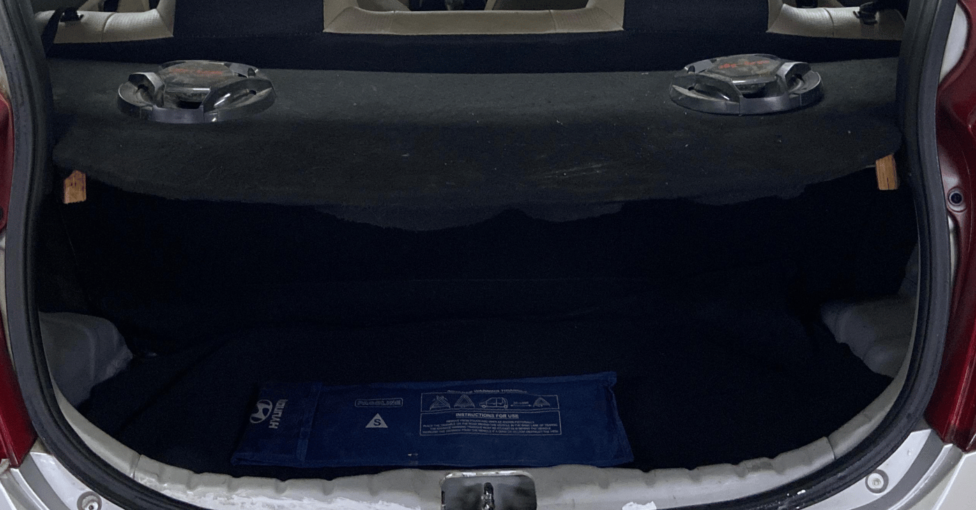 2017 Hyundai Eon ERA +, Petrol, Manual, 16,043 km, Boot Inside