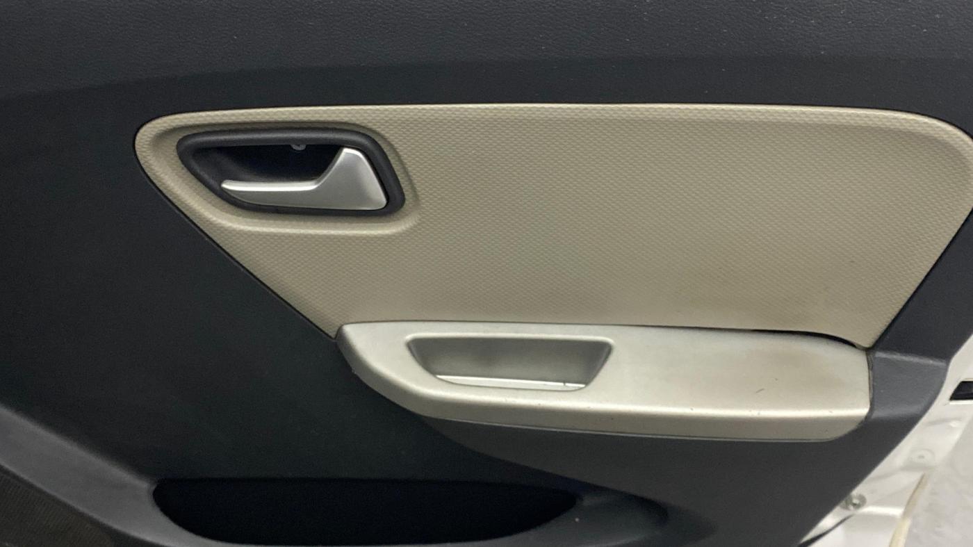 2018 Maruti Alto K10 VXI (O) AMT, Petrol, Automatic, 88,120 km, Driver Side Door Panels Control