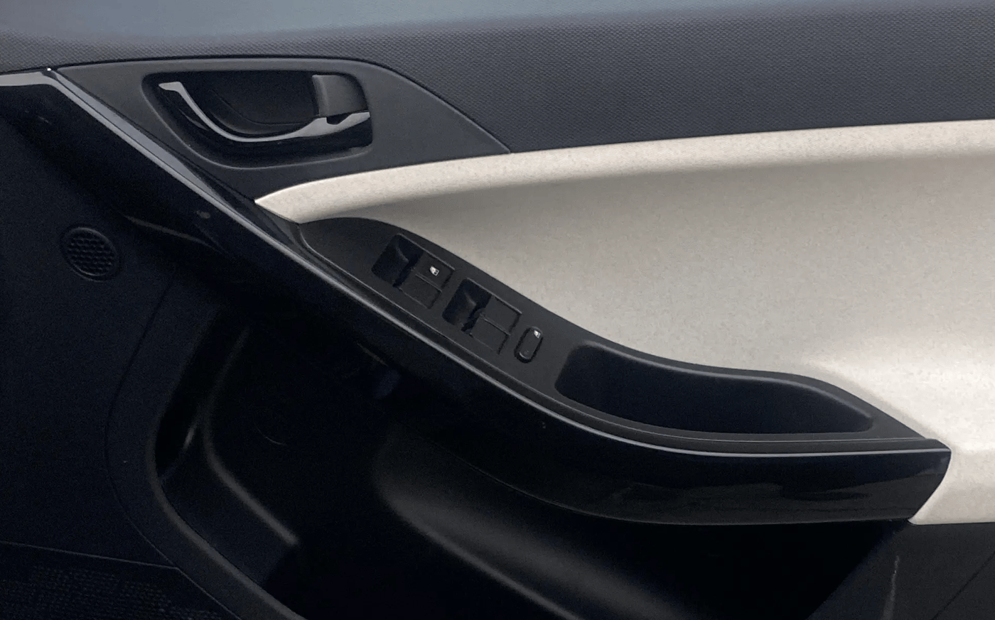 2025 Tata NEXON CREATIVE 1.2 PETROL, Petrol, Manual, 6,384 km, Driver Side Door Panels Control