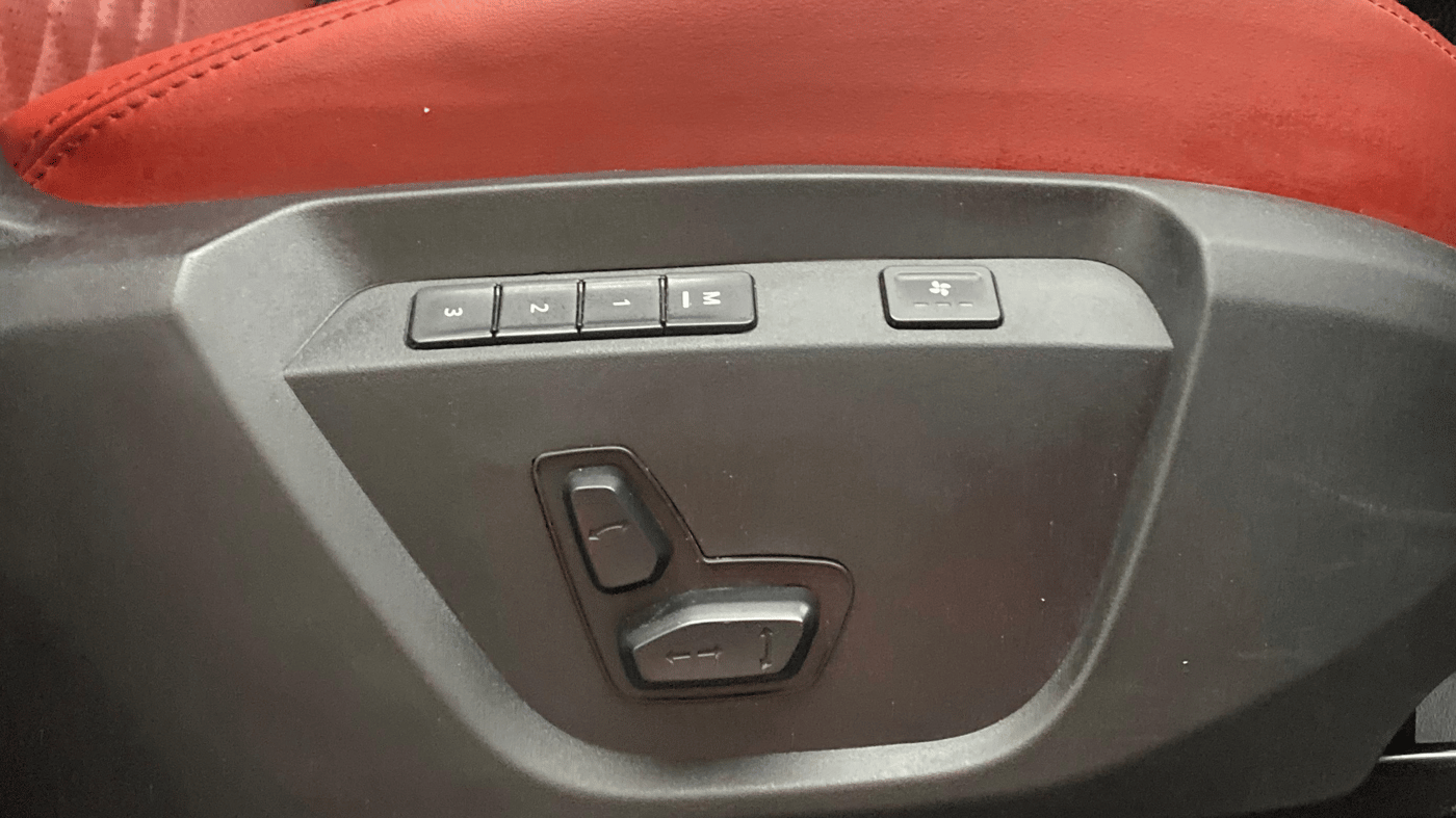 2023 Tata Harrier XZ PLUS RED DARK EDITION, Diesel, Manual, 45,655 km, Driver Side Adjustment Panel