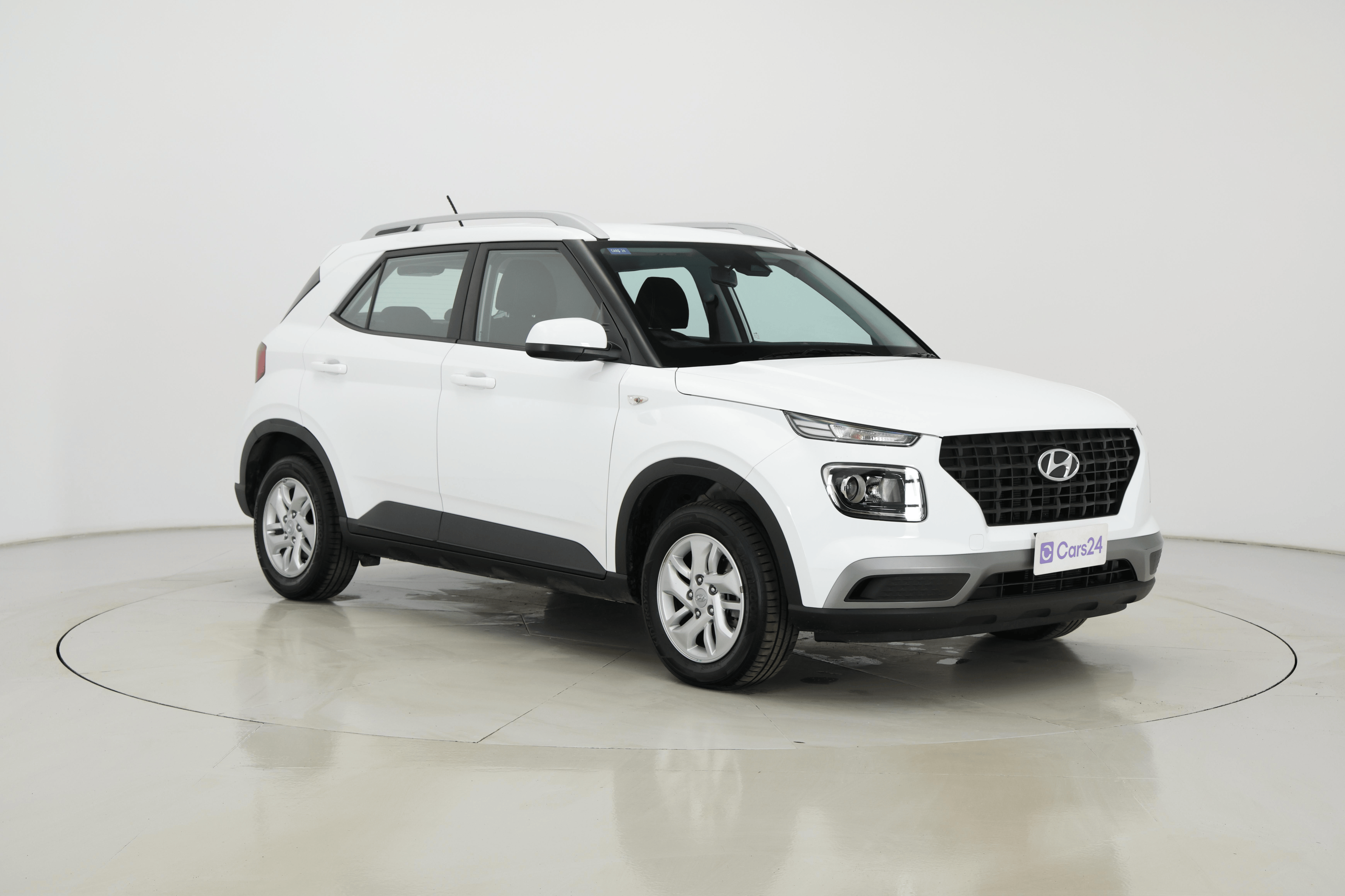 Hyundai Venue image