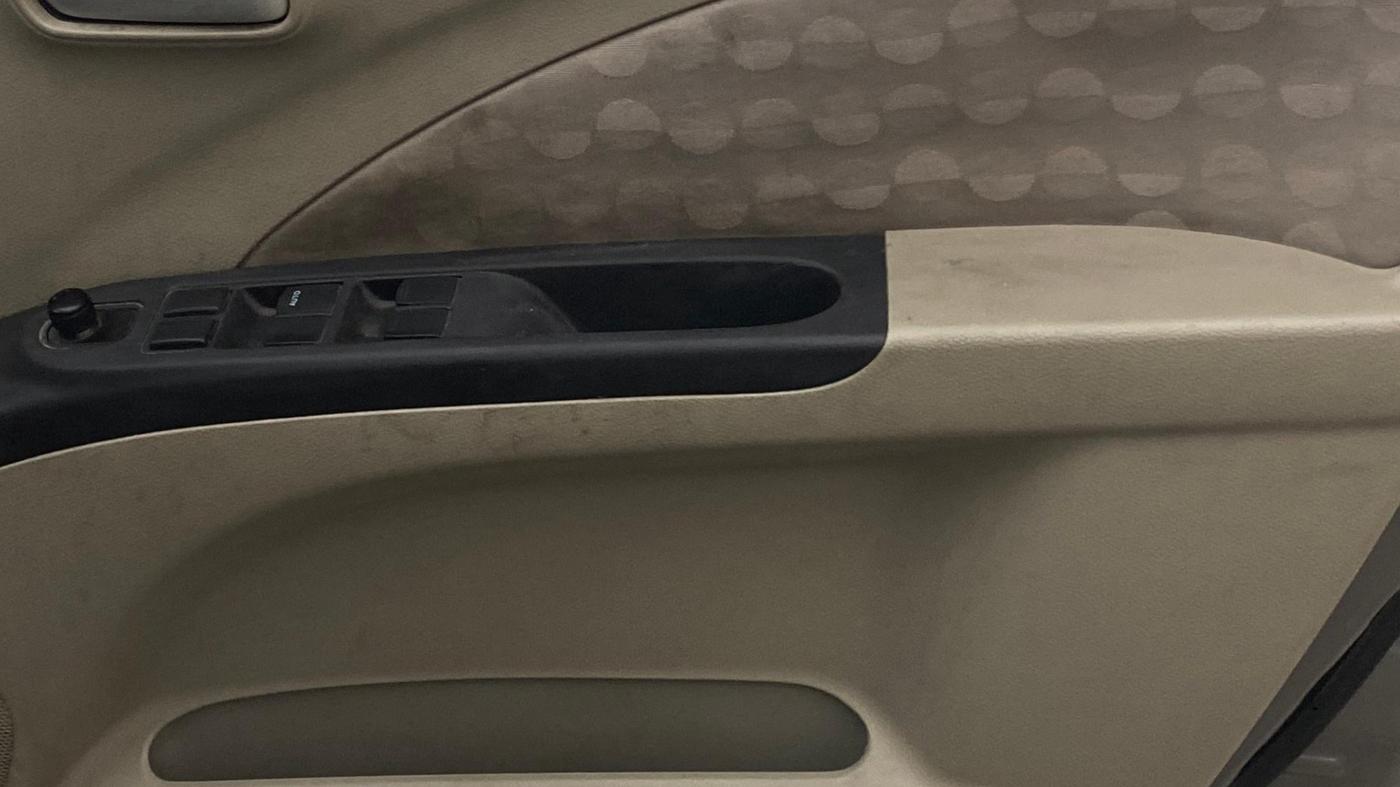2017 Maruti Celerio ZXI AMT, Petrol, Automatic, 80,175 km, Driver Side Door Panels Control