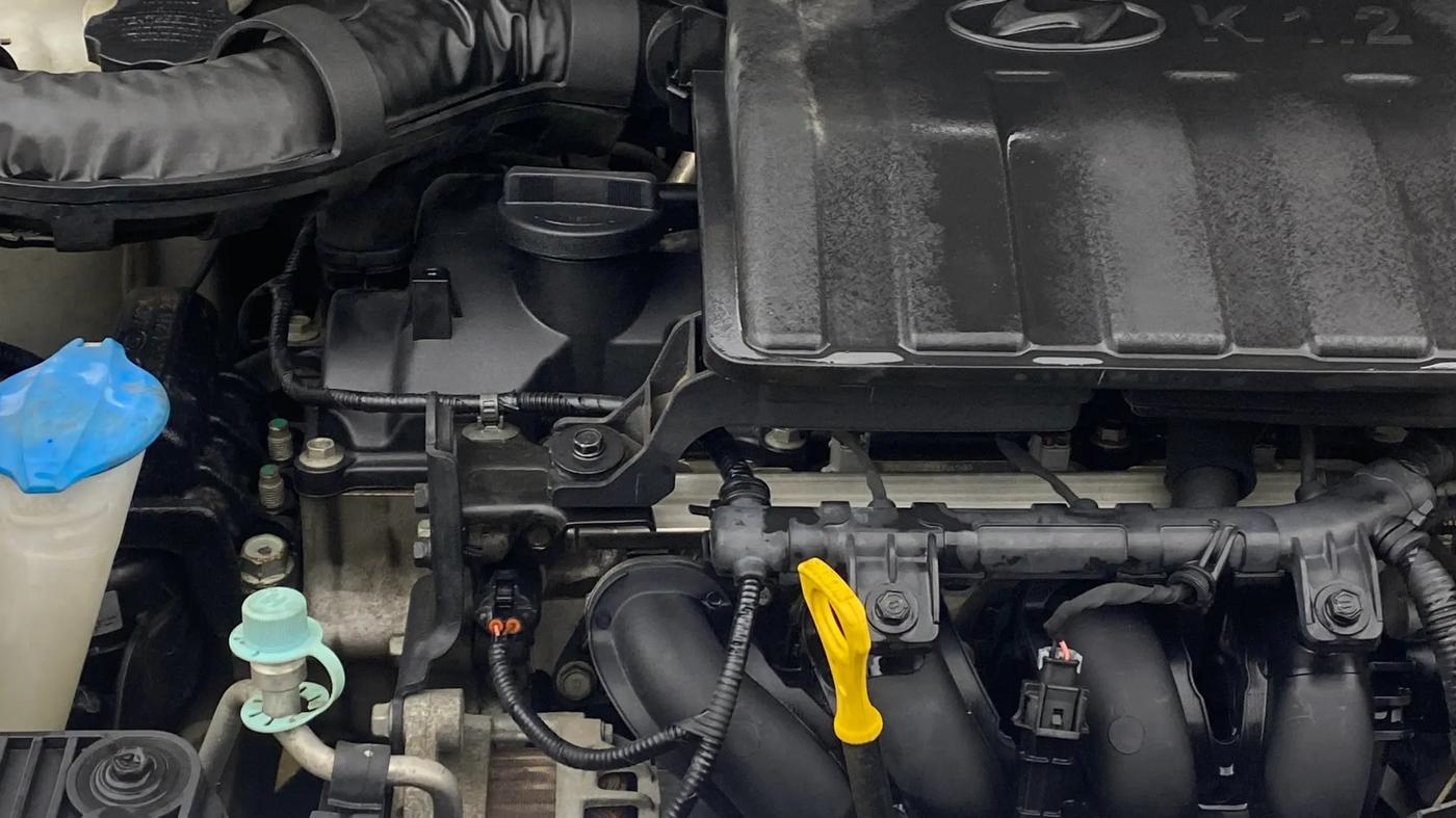 2017 Hyundai Grand i10 SPORTZ (O) AT 1.2 KAPPA VTVT, Petrol, Automatic, 50,189 km, Engine View - Right