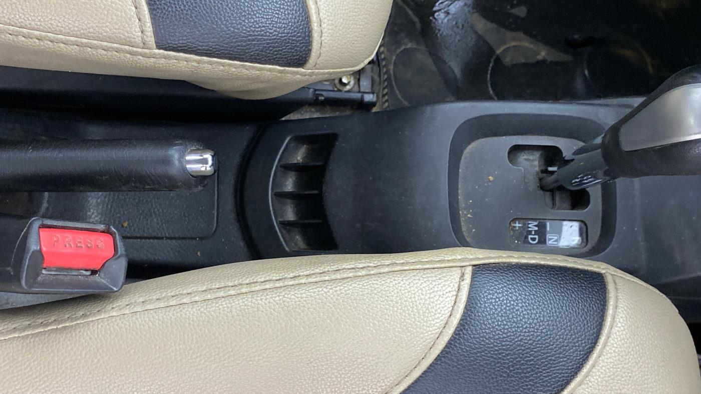 2018 Maruti Wagon R 1.0 VXI AMT, Petrol, Automatic, 83,597 km, Gear Lever