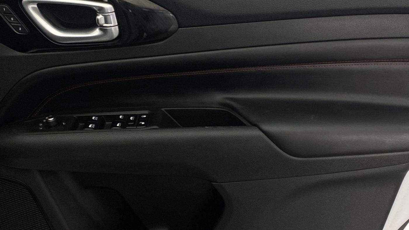 2023 Jeep Compass Black Shark (O) 2.0 Diesel, Diesel, Manual, 31,320 km, Driver Side Door Panels Control
