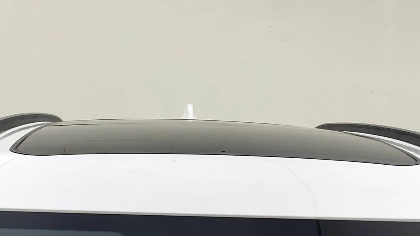 2023 Hyundai ALCAZAR PLATINUM 1.5 TURBO PETROL MT 7STR, Petrol, Manual, 24,496 km, Moonroof/ Sunroof