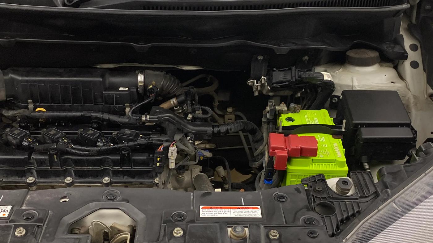 2021 Maruti XL6 ALPHA AT, Petrol, Automatic, 1,16,369 km, Engine View - Left