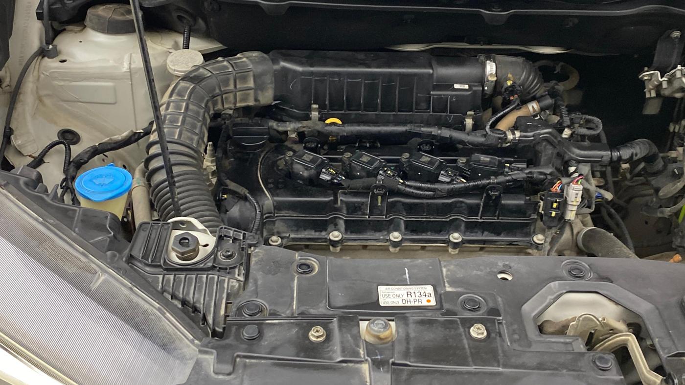 2021 Maruti XL6 ALPHA AT, Petrol, Automatic, 1,16,369 km, Engine View - Right