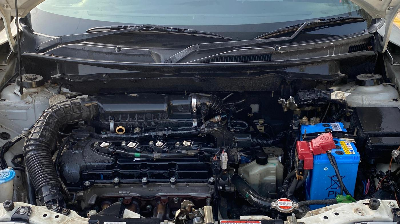 2020 Maruti Swift VXI AMT, Petrol, Automatic, 72,263 km, Engine View