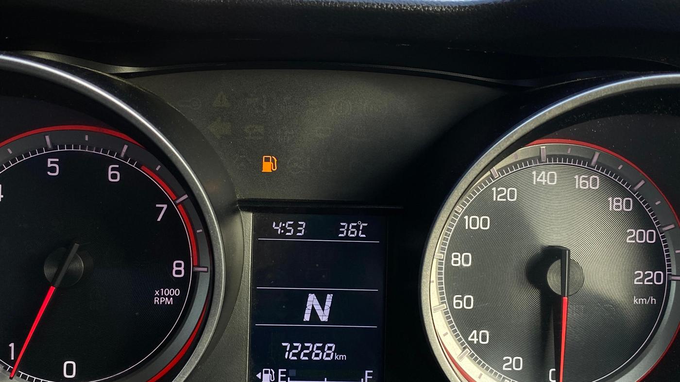 2020 Maruti Swift VXI AMT, Petrol, Automatic, 72,263 km, Odometer Image