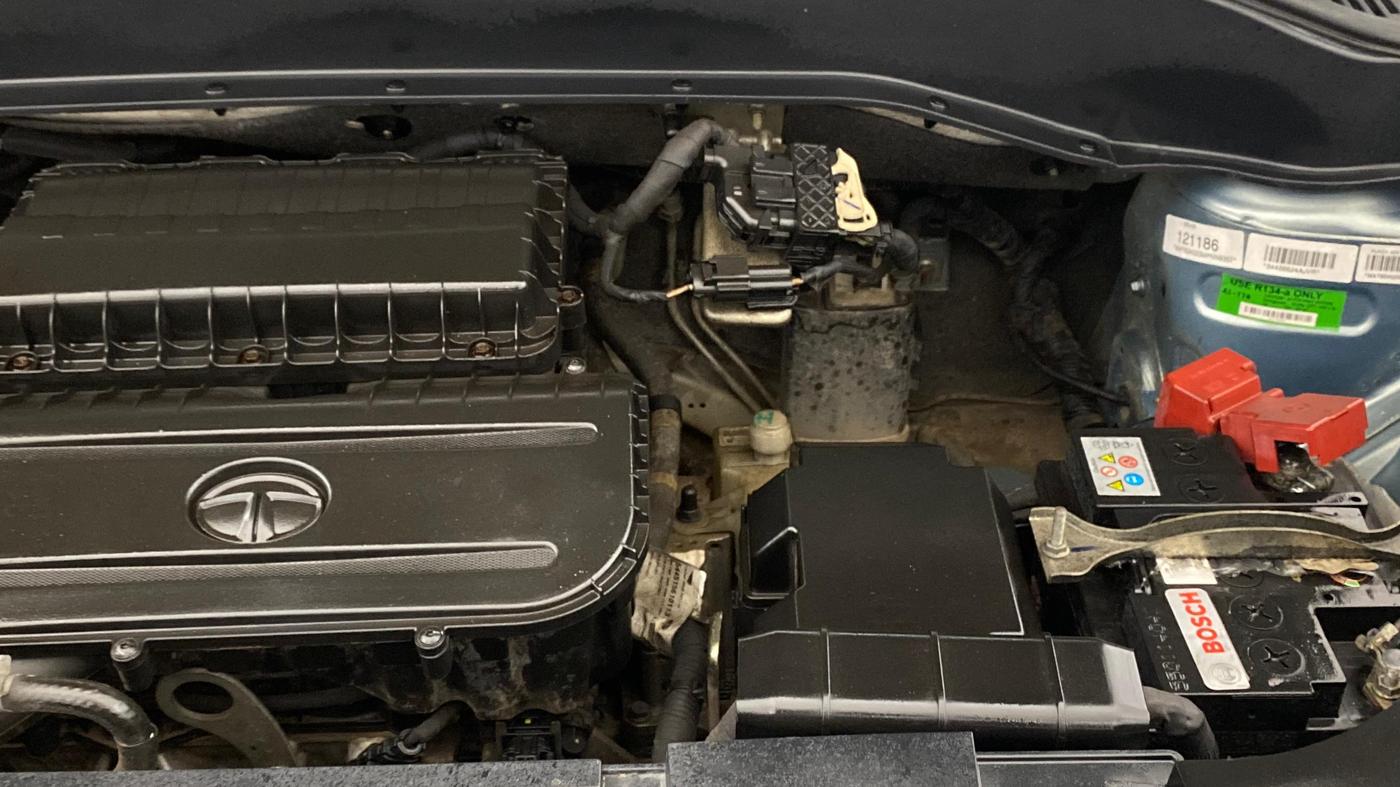 2021 Tata PUNCH ADVENTURE AMT, Petrol, Automatic, 56,452 km, Engine View - Left
