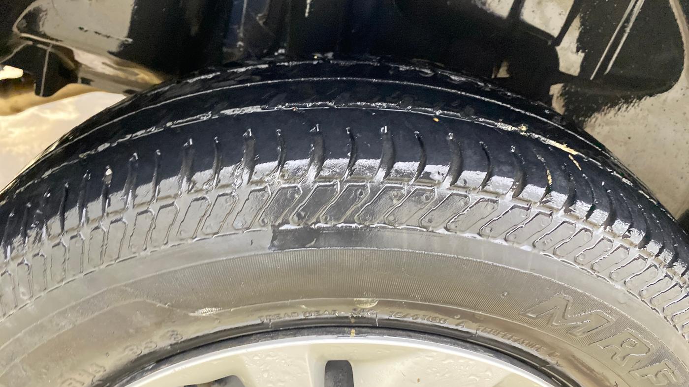 2022 Maruti Swift VXI, Petrol, Manual, 42,636 km, Right Rear Tyre Tread