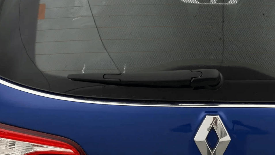 2019 Renault TRIBER RXZ, Petrol, Manual, 43,060 km, Rear Wiper