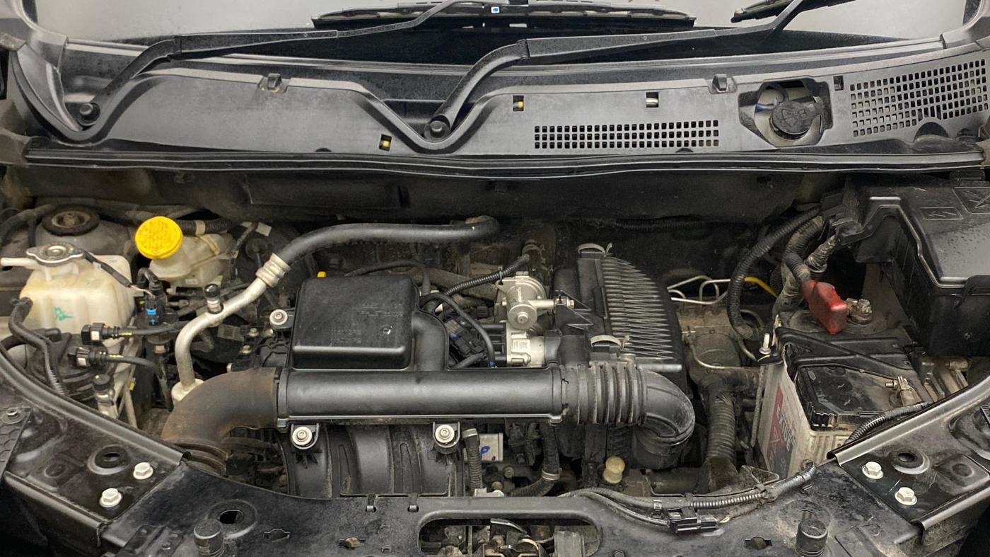 2024 Nissan MAGNITE N-Connecta B4D 1.0 Petrol AMT, Petrol, Automatic, 23,612 km, Engine View