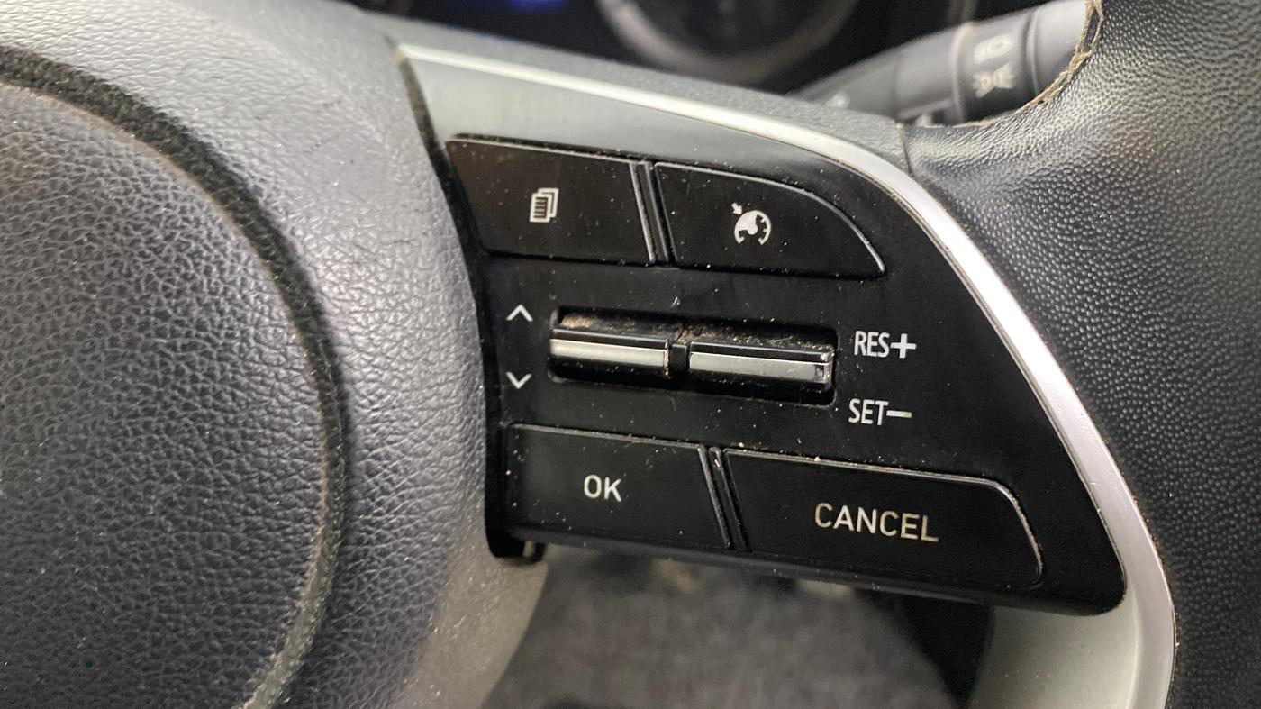 2020 Hyundai VENUE SX 1.0 (O) TURBO IMT, Petrol, Manual, 63,638 km, Adaptive Cruise Control