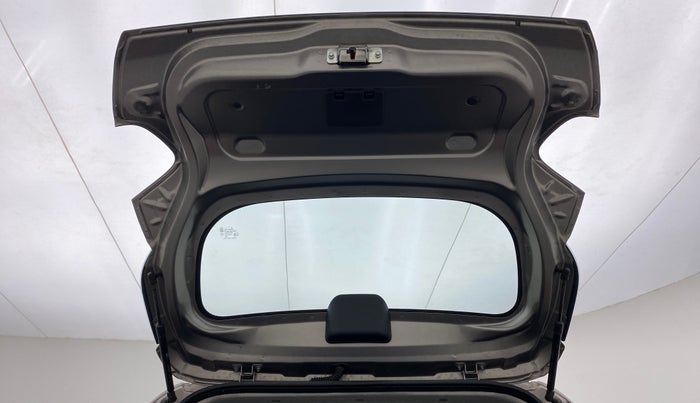 2018 Renault Kwid CLIMBER 1.0 AT, Petrol, Automatic, 42,920 km, Boot Door Open