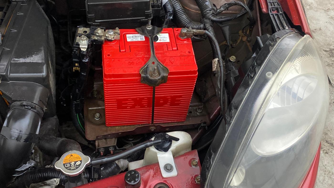 2018 Nissan Micra Active XV, Petrol, Manual, 93,788 km, Engine View - Left
