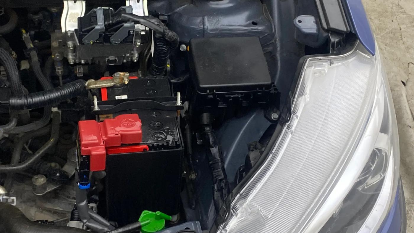 2023 Maruti Ertiga ZXI (O) CNG, CNG, Manual, 45,760 km, Engine View - Left