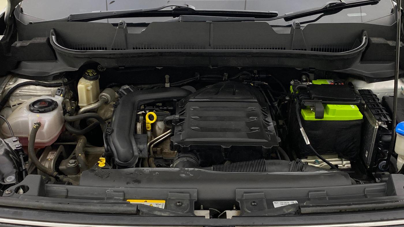 2022 Volkswagen TAIGUN TOPLINE 1.0 TSI AT, Petrol, Automatic, 44,841 km, Engine View