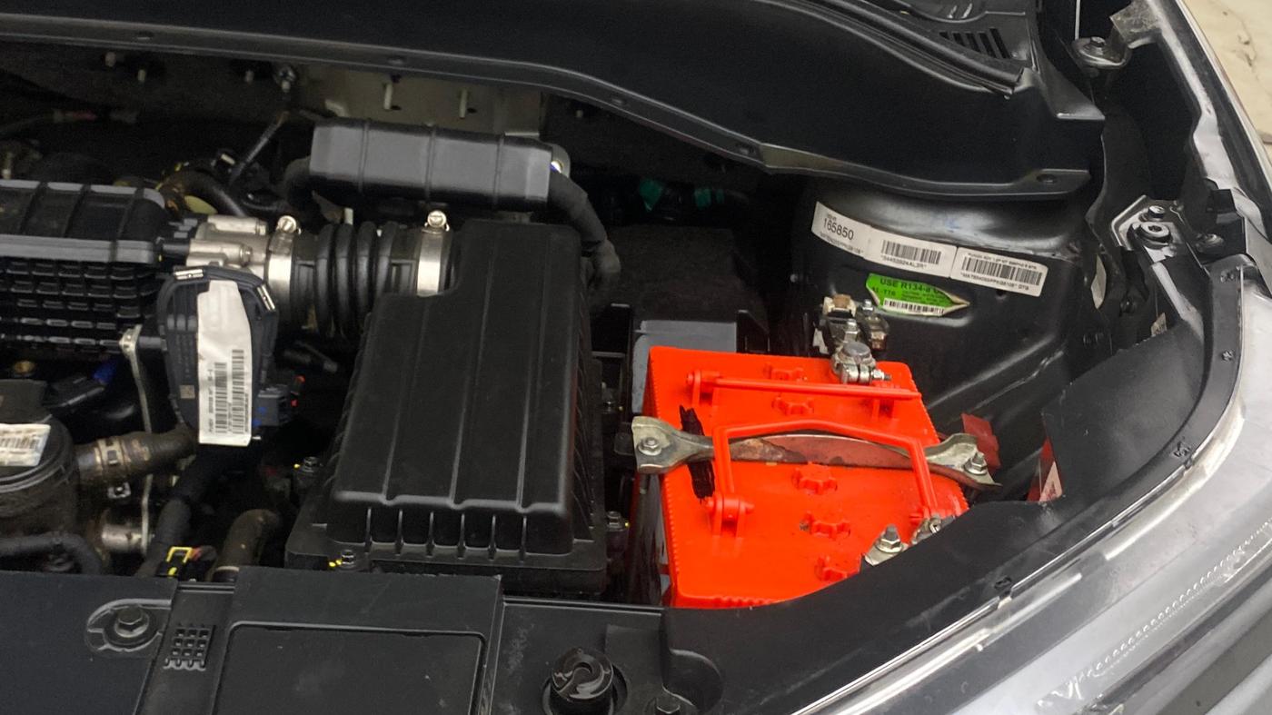 2023 Tata PUNCH ADVENTURE MT, Petrol, Manual, 36,490 km, Engine View - Left