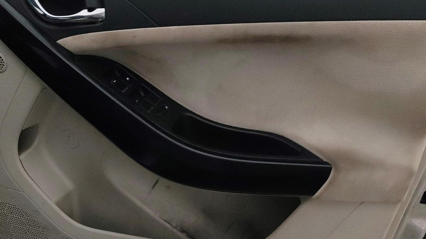 2021 Tata NEXON XZA PLUS (O) DIESEL, Diesel, Automatic, 51,058 km, Driver Side Door Panels Control