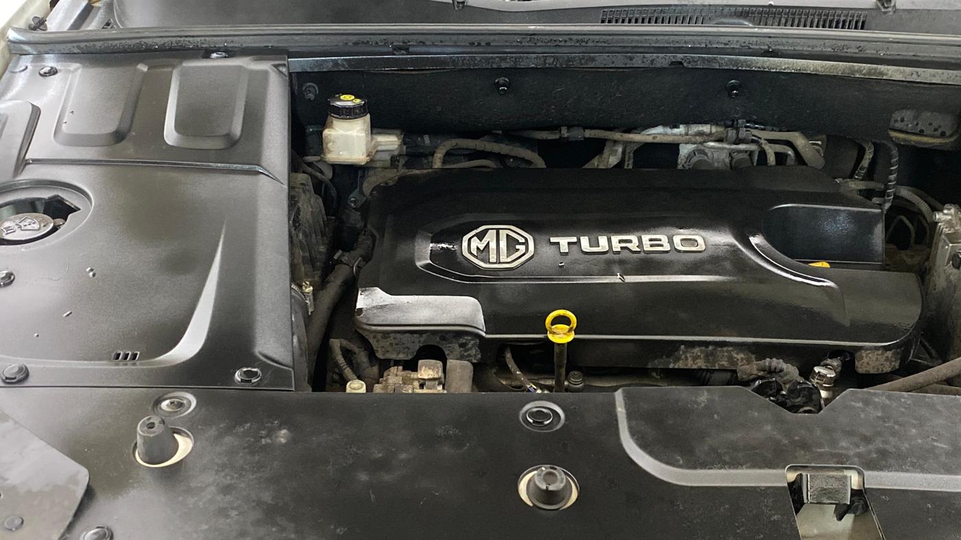 2021 MG HECTOR PLUS SHARP 2.0 DIESEL TURBO MT 6-STR, Diesel, Manual, 77,500 km, Engine View - Right