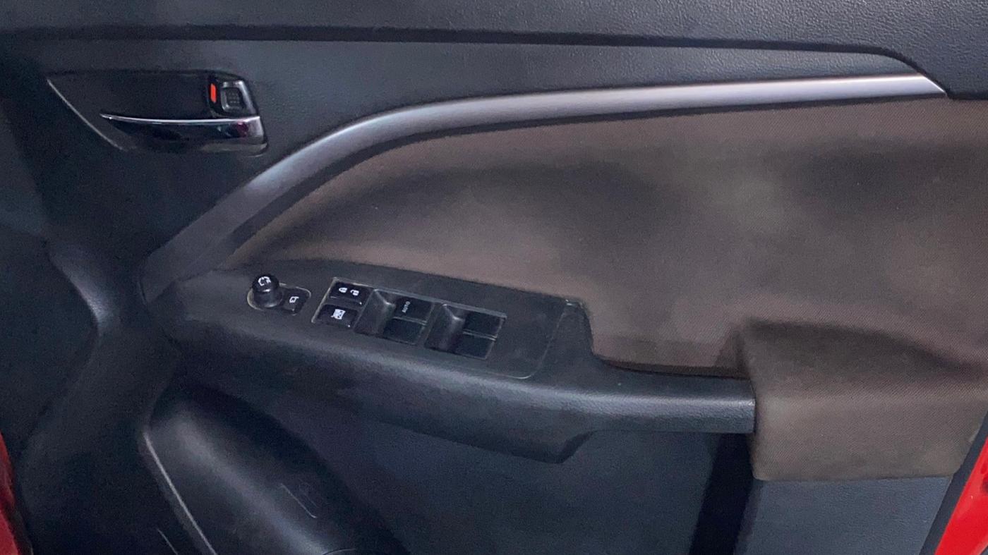 2023 Maruti BREZZA ZXI SMART HYBRID DUAL TONE, Petrol, Manual, 23,908 km, Driver Side Door Panels Control