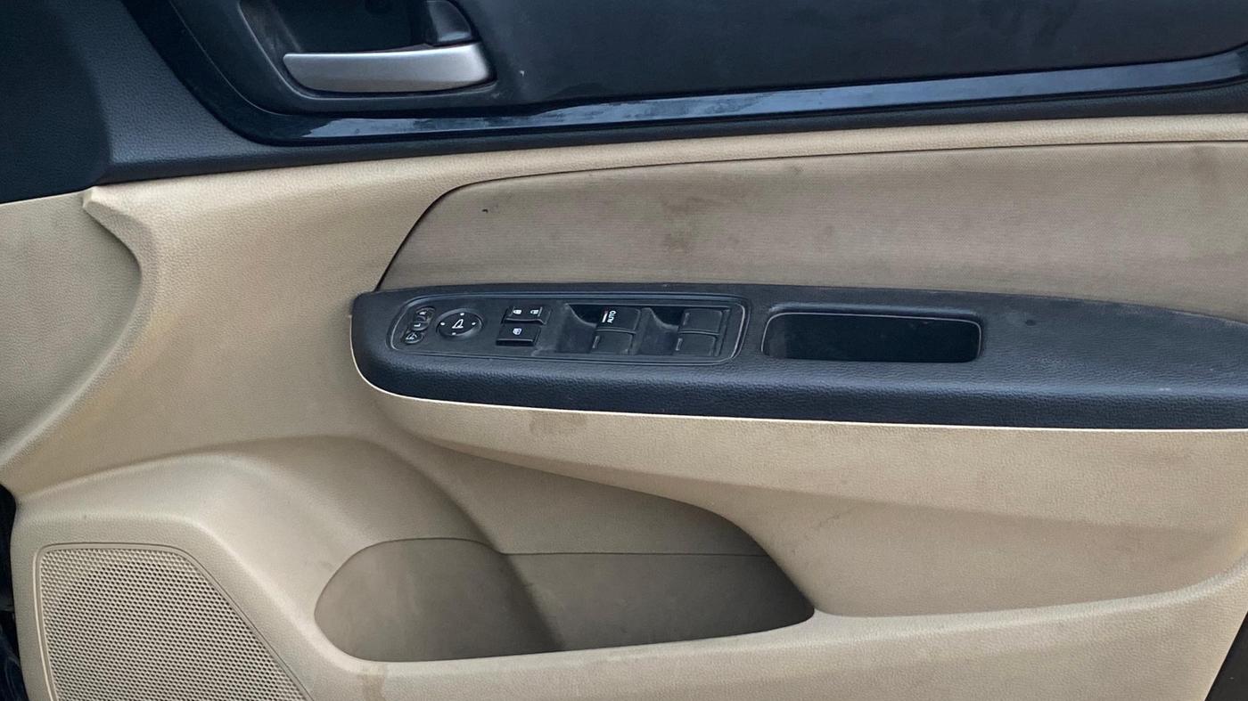2019 Honda Amaze 1.2L I-VTEC S, Petrol, Manual, 86,131 km, Driver Side Door Panels Control