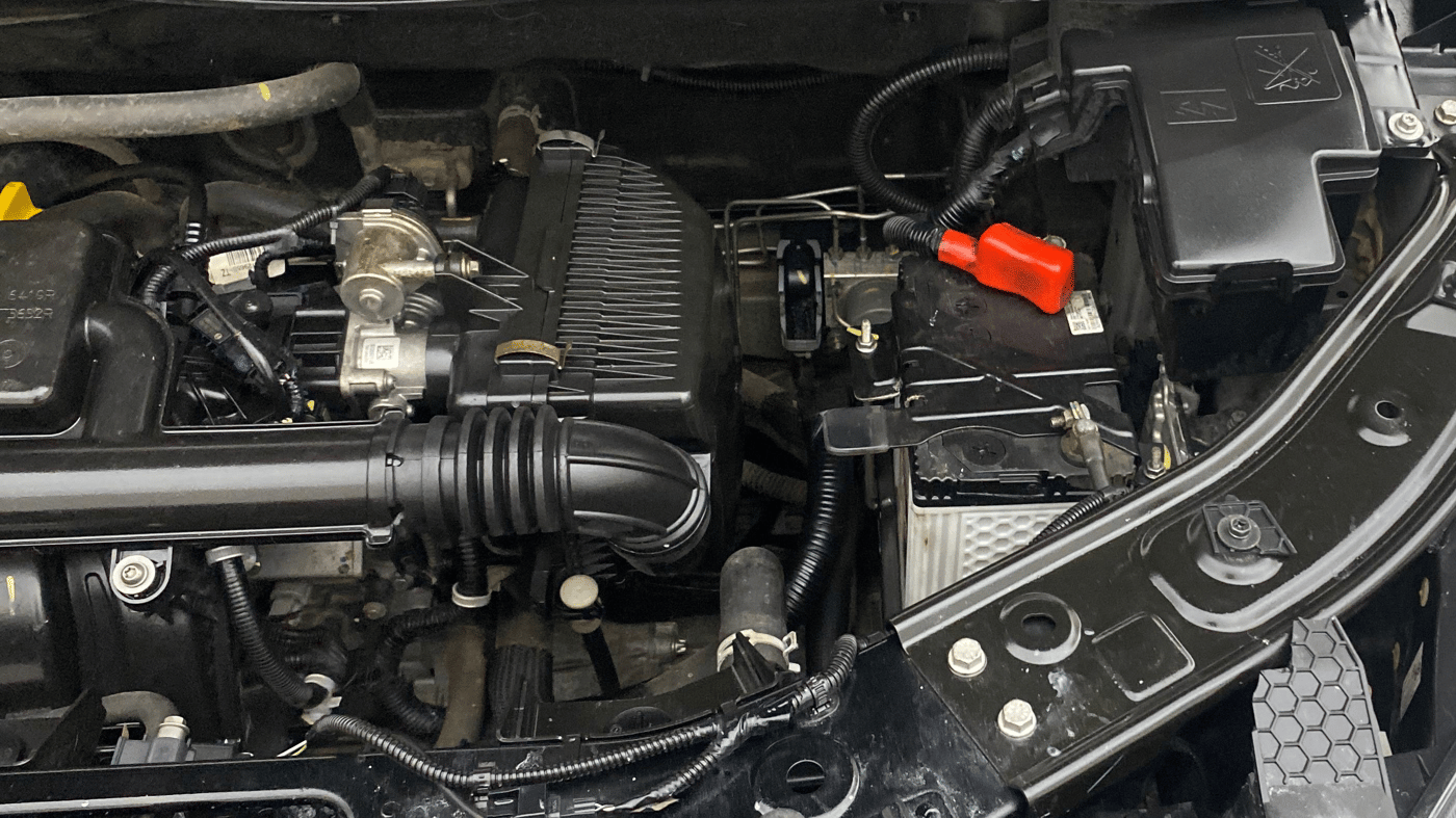 2021 Nissan MAGNITE XV MT, Petrol, Manual, 31,678 km, Engine View - Left
