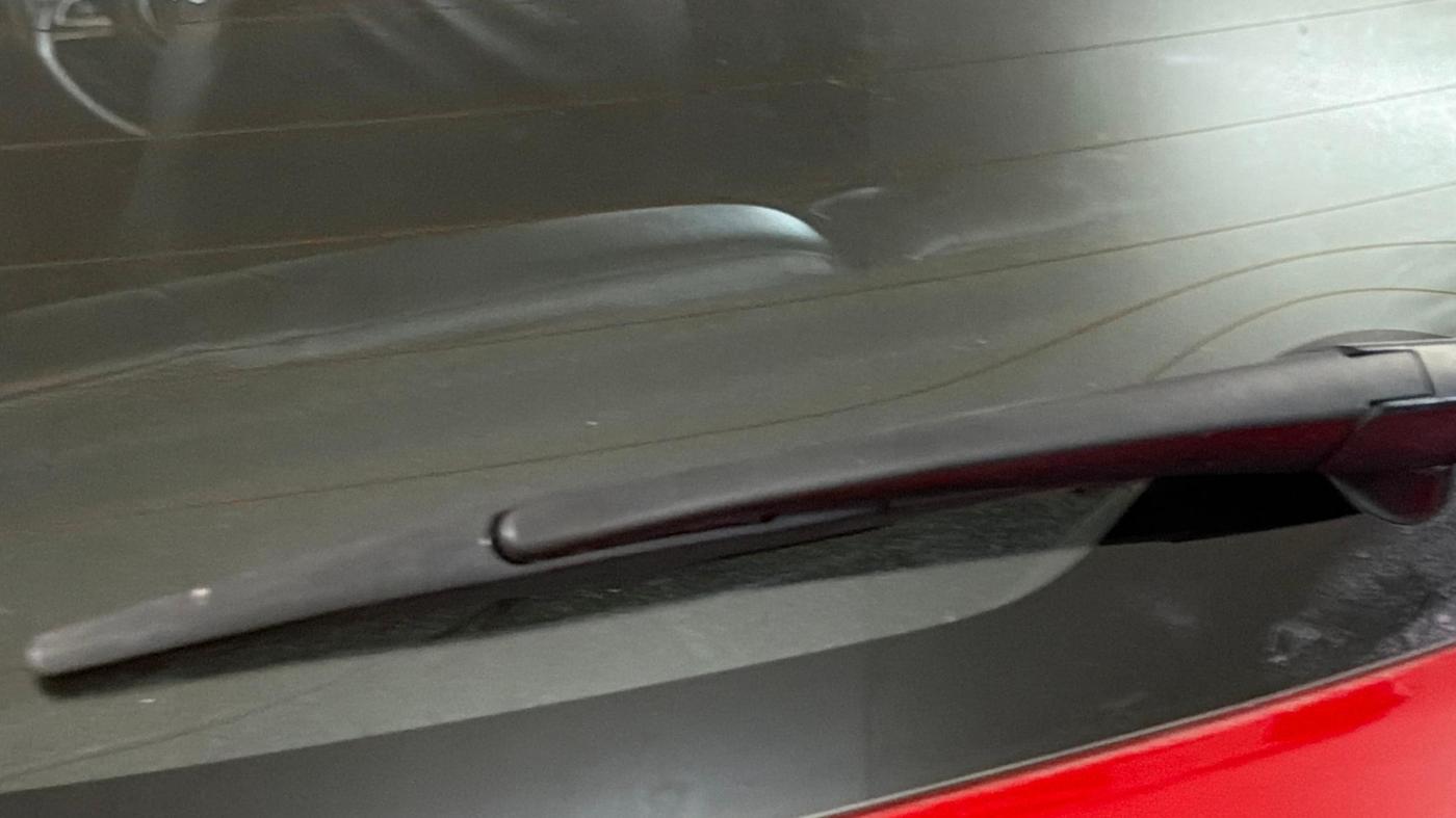 2019 Maruti Swift ZXI AMT, Petrol, Automatic, 67,094 km, Rear Wiper
