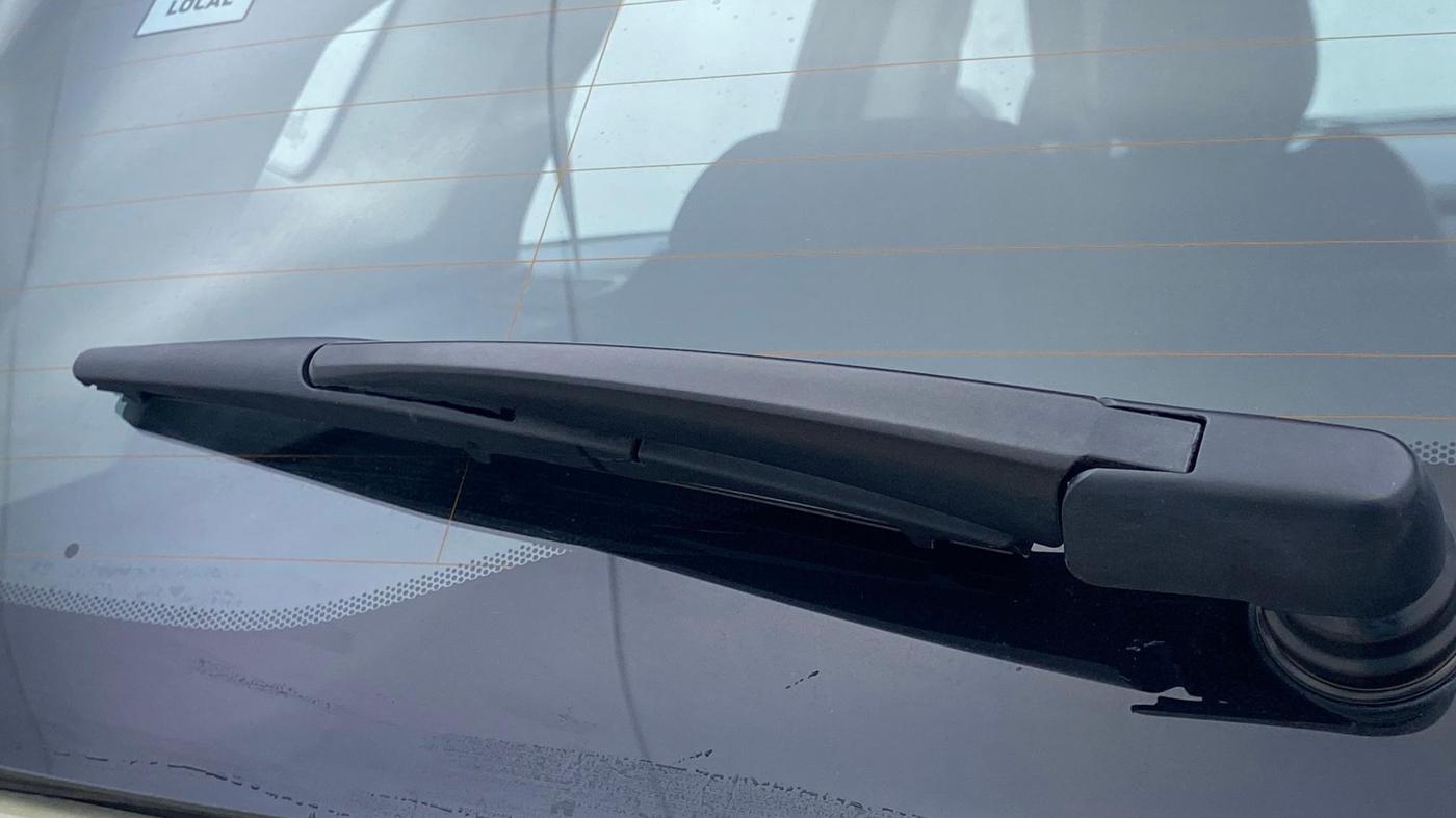 2022 Tata Harrier XZA PLUS 2.0L KAZIRANGA, Diesel, Automatic, 77,568 km, Rear Wiper