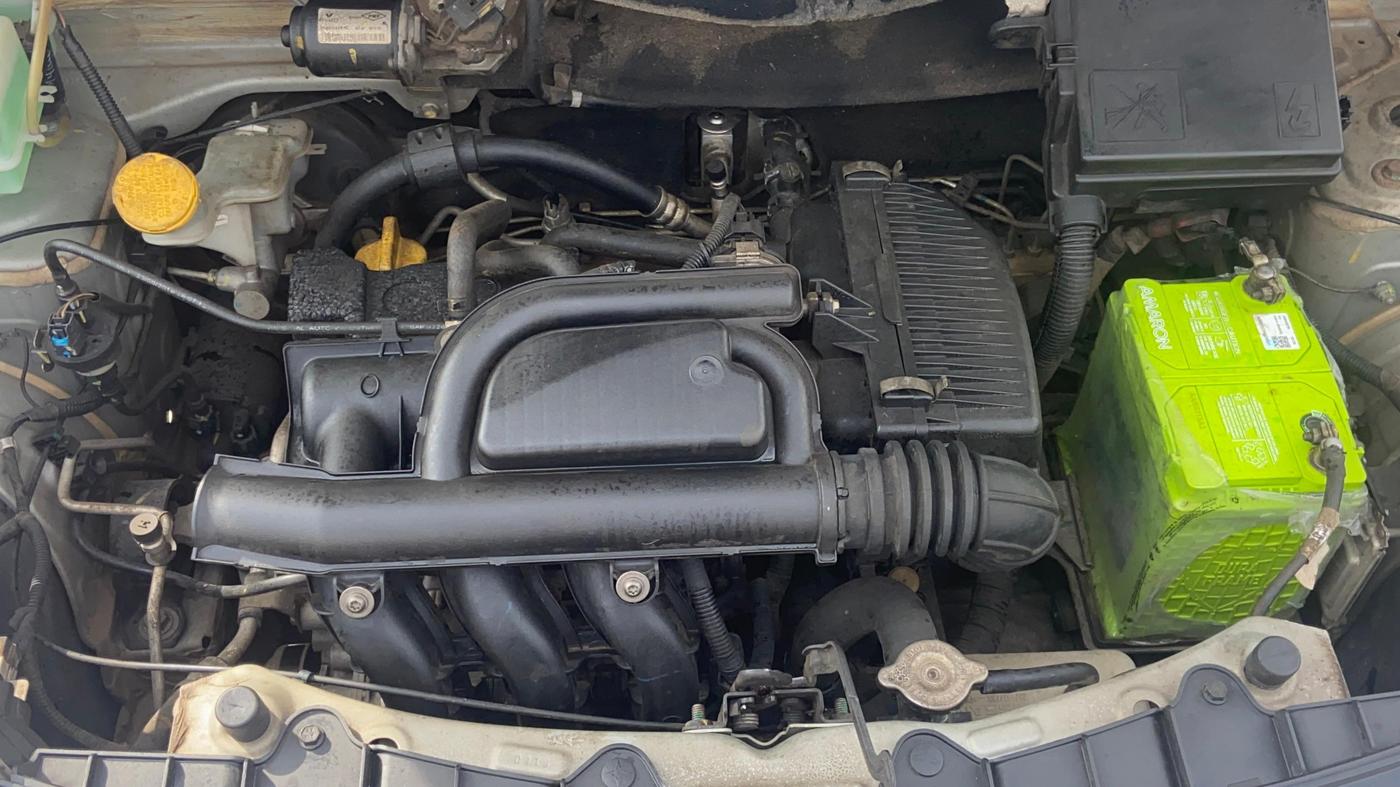 2019 Renault Kwid RXT 1.0 (O), Petrol, Manual, 1,23,933 km, Engine View