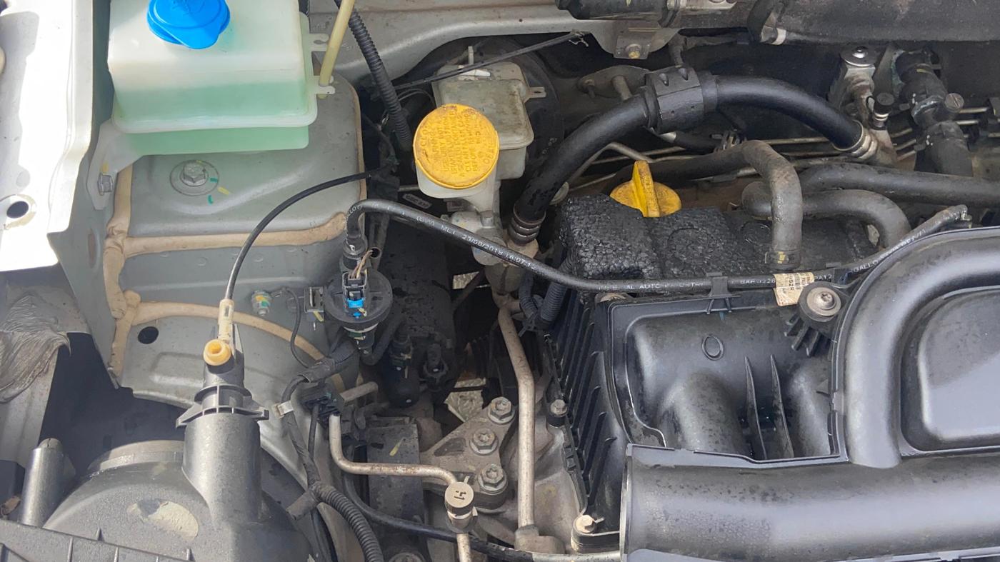 2019 Renault Kwid RXT 1.0 (O), Petrol, Manual, 1,23,933 km, Engine View - Left