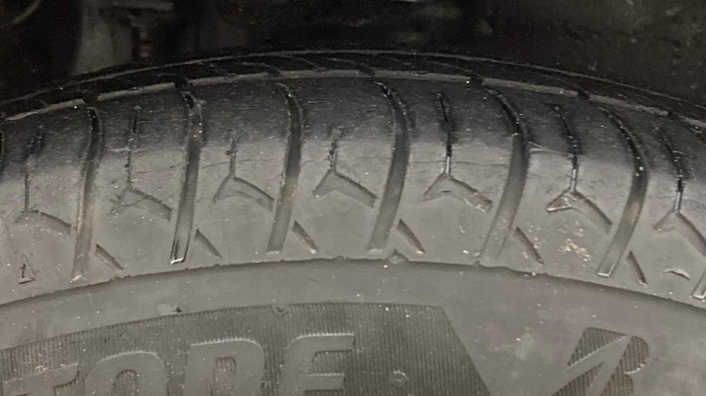 2014 Maruti Alto 800 LXI, Petrol, Manual, 95,572 km, Right Front Tyre Tread