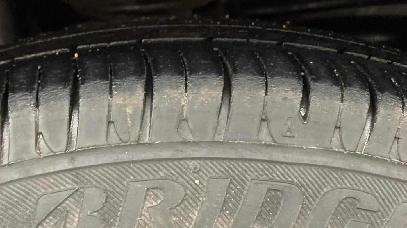 2014 Maruti Alto 800 LXI, Petrol, Manual, 95,572 km, Left Rear Tyre Tread