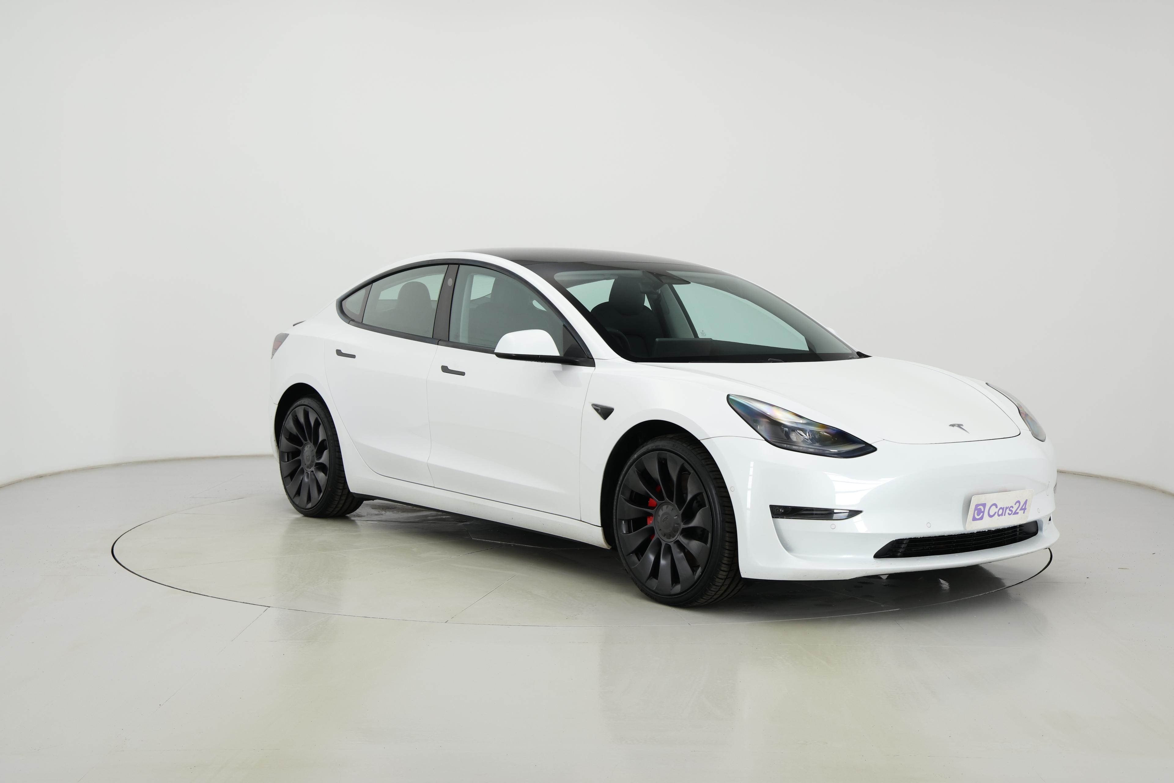Tesla Model 3 image