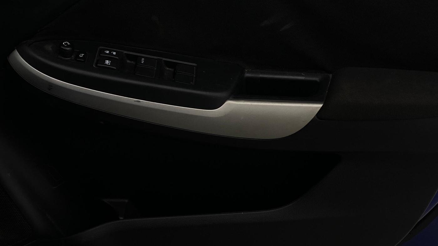 2016 Maruti Baleno DELTA PETROL 1.2, Petrol, Manual, 43,162 km, Driver Side Door Panels Control