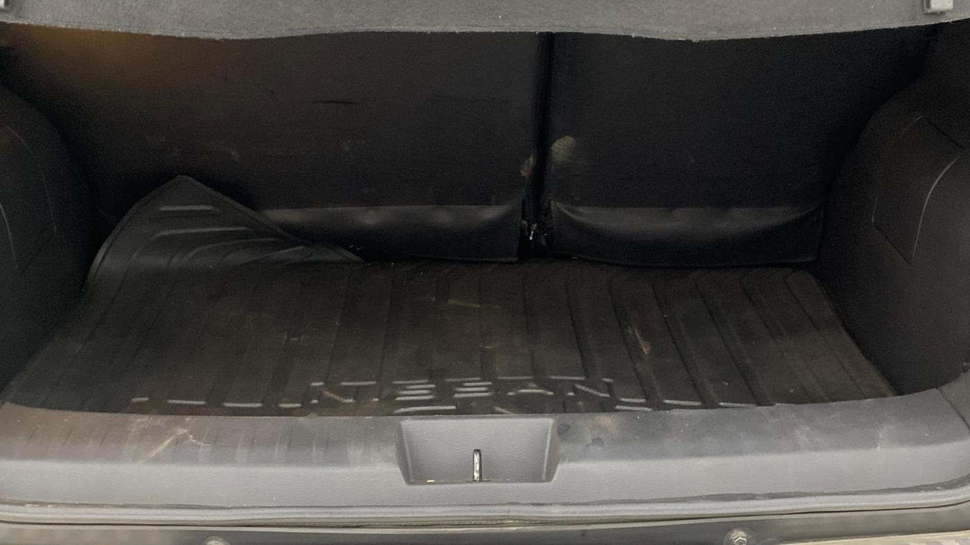 2021 Nissan MAGNITE XV MT, Petrol, Manual, 42,049 km, Boot Inside