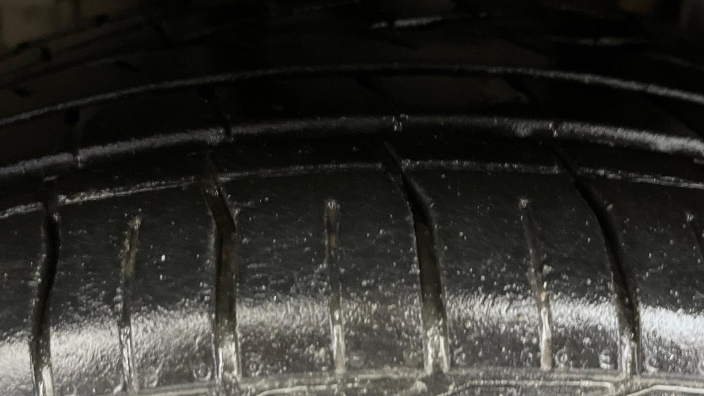 2021 Tata NEXON XZA PLUS PETROL, Petrol, Automatic, 32,274 km, Left Front Tyre Tread
