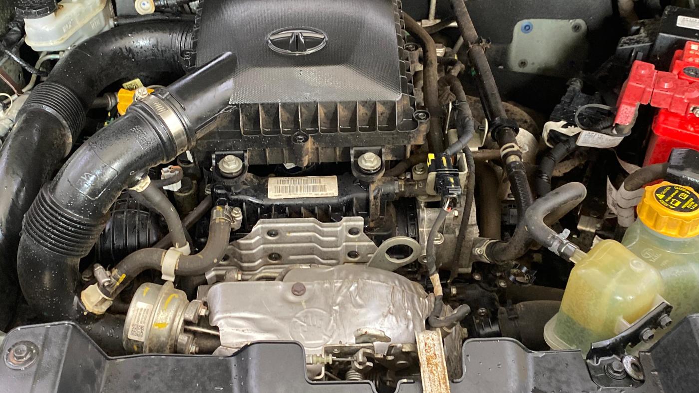 2021 Tata NEXON XM PETROL, Petrol, Manual, 27,496 km, Engine View