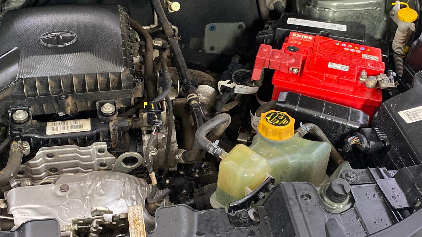 2021 Tata NEXON XM PETROL, Petrol, Manual, 27,496 km, Engine View - Left