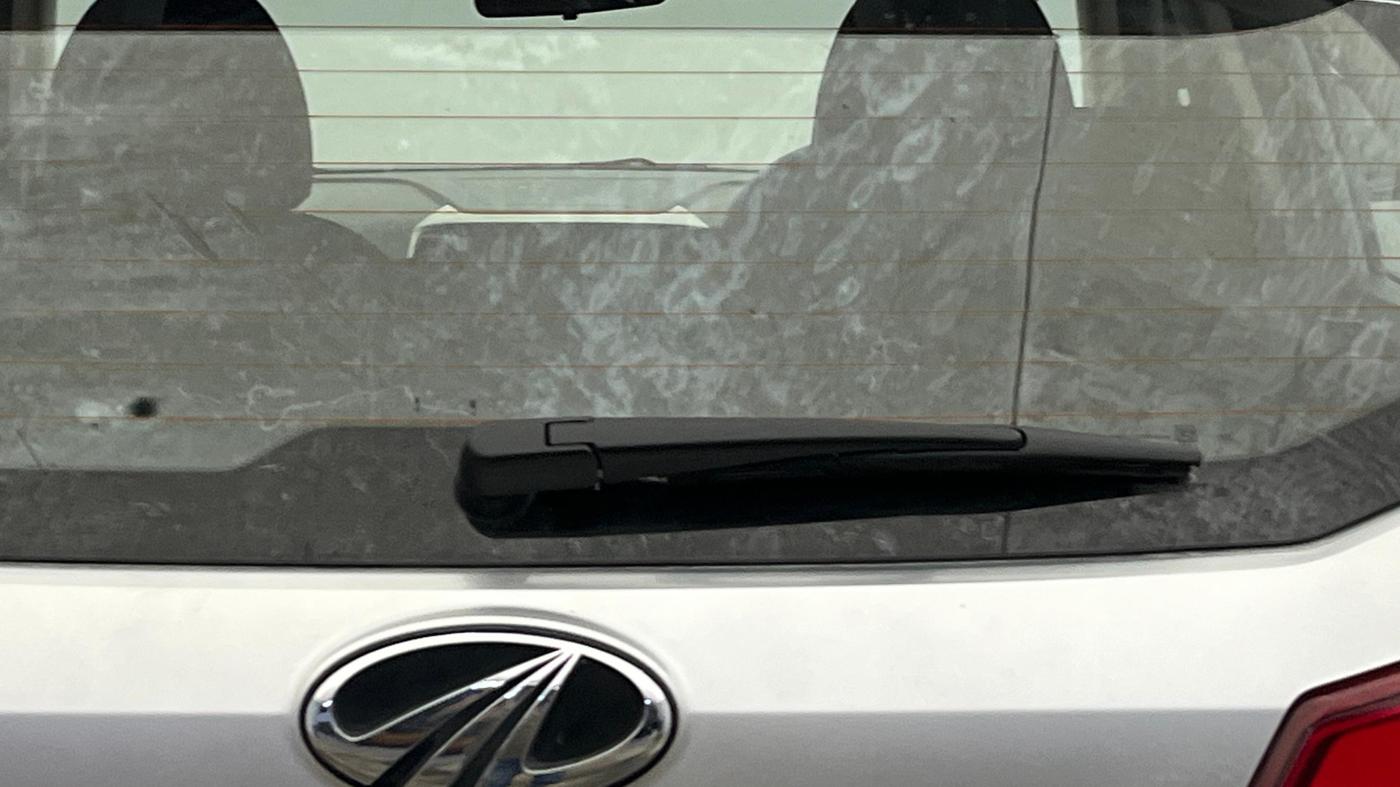 2022 Mahindra XUV300 W8 1.2 PETROL, Petrol, Manual, 29,466 km, Rear Wiper