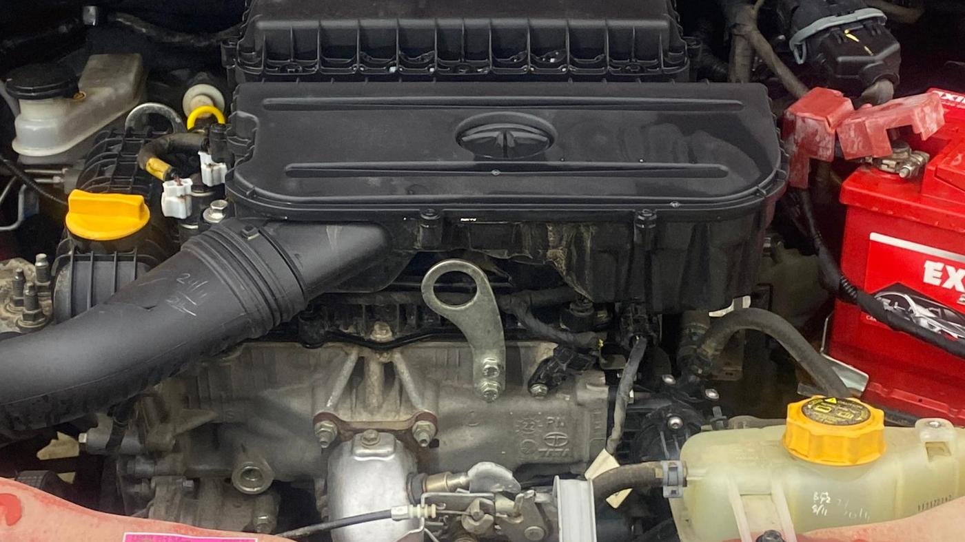 2022 Tata TIAGO NRG XZ AMT, Petrol, Automatic, 20,514 km, Engine View