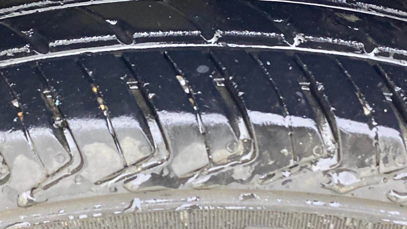 2023 Maruti Alto K10 LXI, Petrol, Manual, 37,790 km, Left Front Tyre Tread