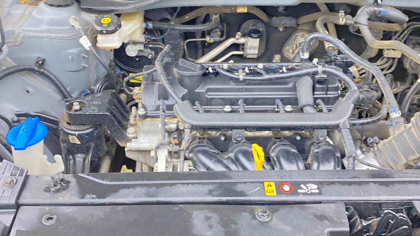 2024 Hyundai VENUE SX 1.2 PETROL, Petrol, Manual, 38,375 km, Engine View - Right