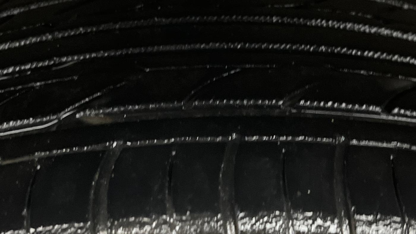2015 Toyota Etios VX, Petrol, Manual, 62,943 km, Right Rear Tyre Tread
