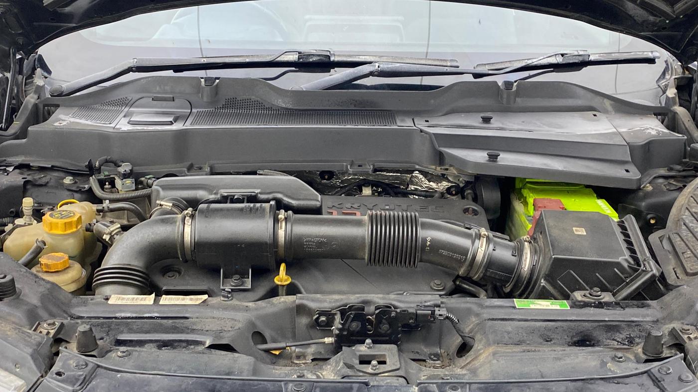2023 Tata Safari XZA PLUS O DARK EDITION, Diesel, Automatic, 80,409 km, Engine View