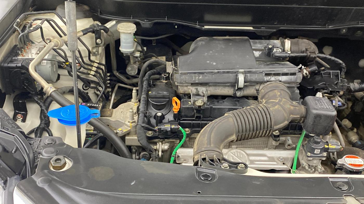 2023 Maruti Grand Vitara ALPHA SMART HYBRID AT, Petrol, Automatic, 1,24,028 km, Engine View - Right