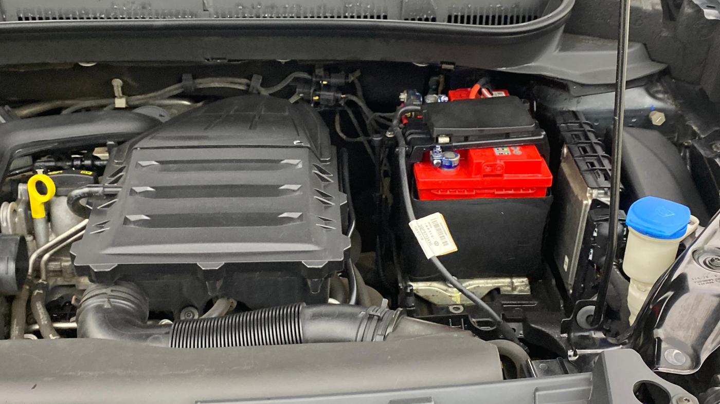 2022 Volkswagen TAIGUN HIGHLINE 1.0 TSI AT, Petrol, Automatic, 57,237 km, Engine View - Left